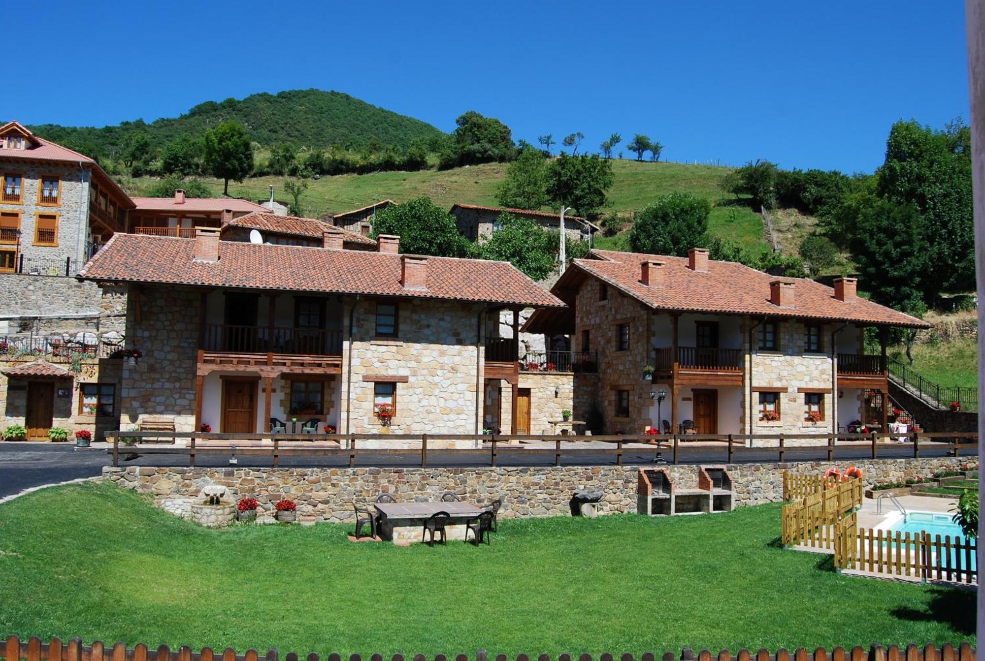 Casa Rural Los Llares Lerones Exterior photo